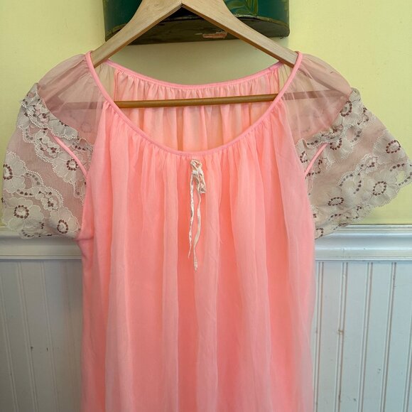 Vintage Pink Sheer Nightgown With Lace Sleeves & Embroidery Details - Picture 6 of 11